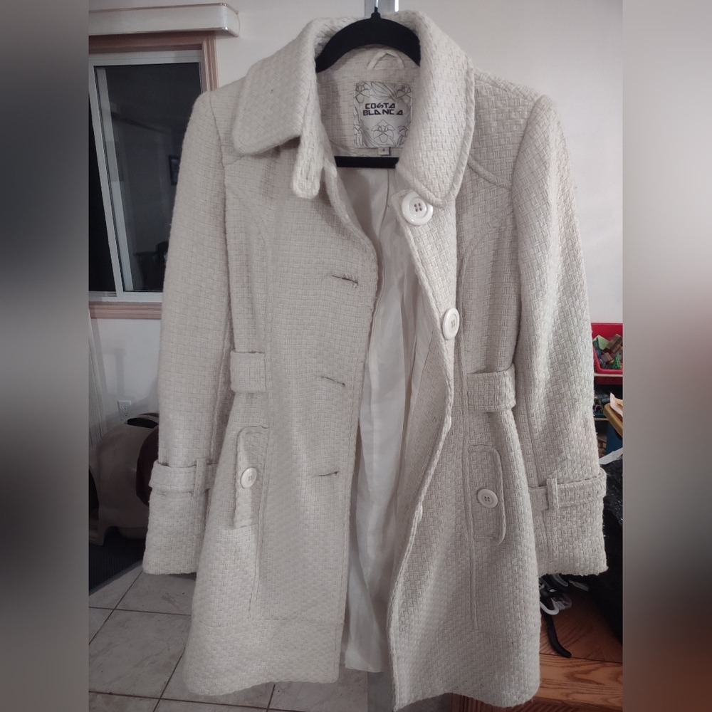 Costa Blanca beige button trench coat